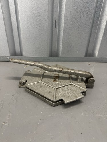 Vintage iron chapati maker - iron,